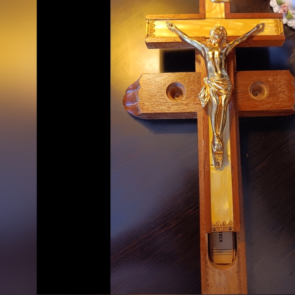 PRIEST'S LAST RITES CROSS - Picture 5 of 5